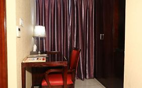 Hotel The Raso